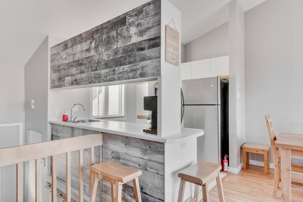 Le Cozy-Condo A Louer A Stoneham Exterior foto