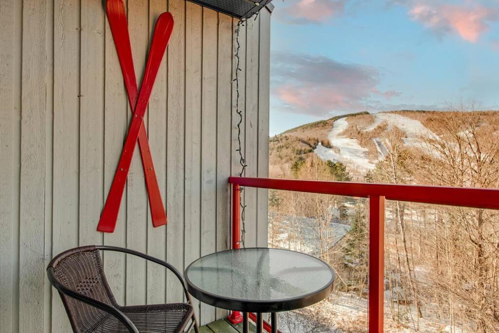 Le Cozy-Condo A Louer A Stoneham Exterior foto
